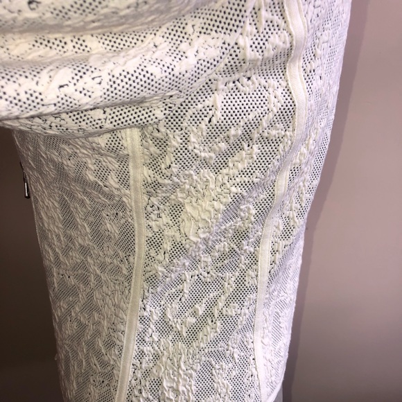 RW & Co Short Blazer - Picture 6 of 9